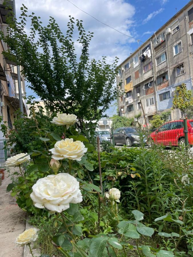 Communist Style Room Shkoder Exterior photo